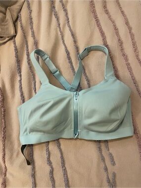 Victoria's Secret Mint Front-Zip Sports Bra